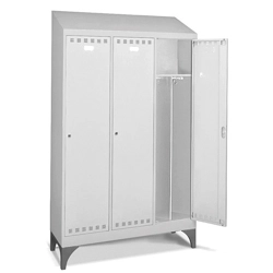 vendita online Armadio spogliatoio a 3 scomparti con tetto inclinato mm.1195x500x2141h - grigio chiaro ral7035 Armadi Metallici Fami